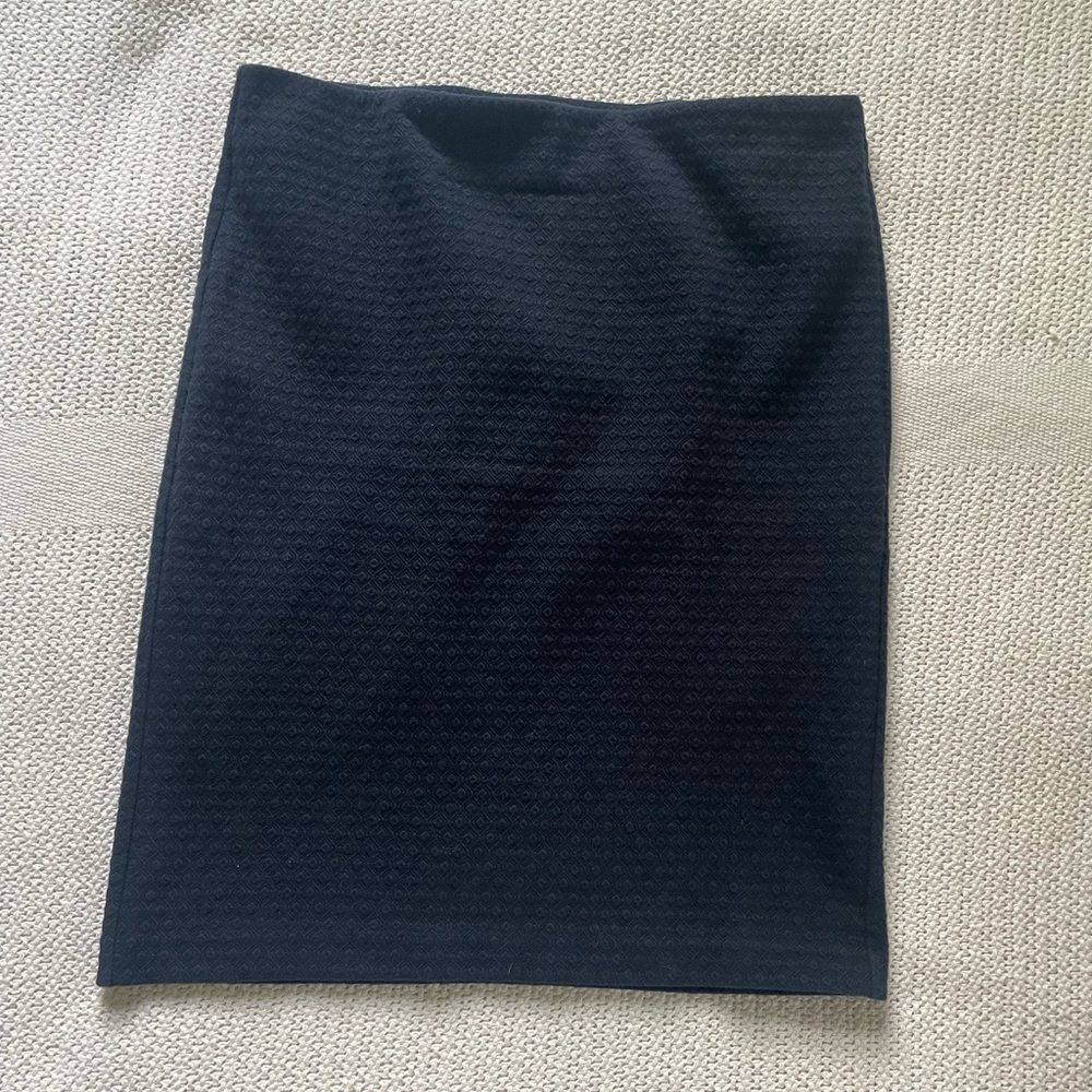 Loft navy textured straight pull on skirt